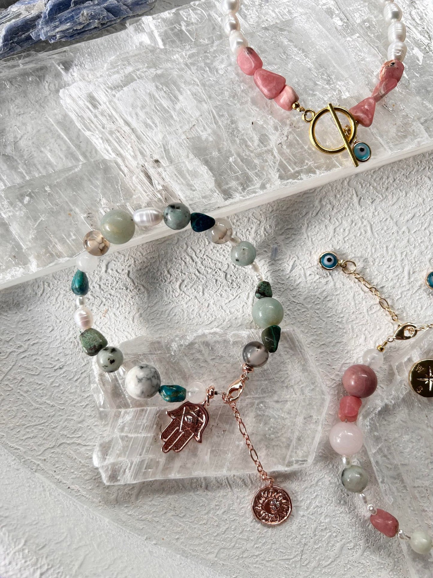 Hamsa Hand Green & Pearl Bracelet