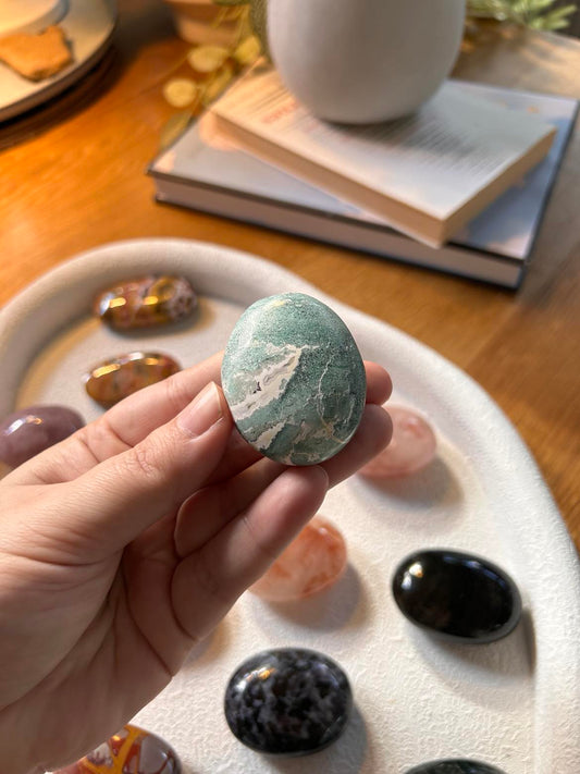 Green Sardonyx Palm