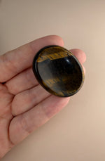 Tigers Eye Thumbstone