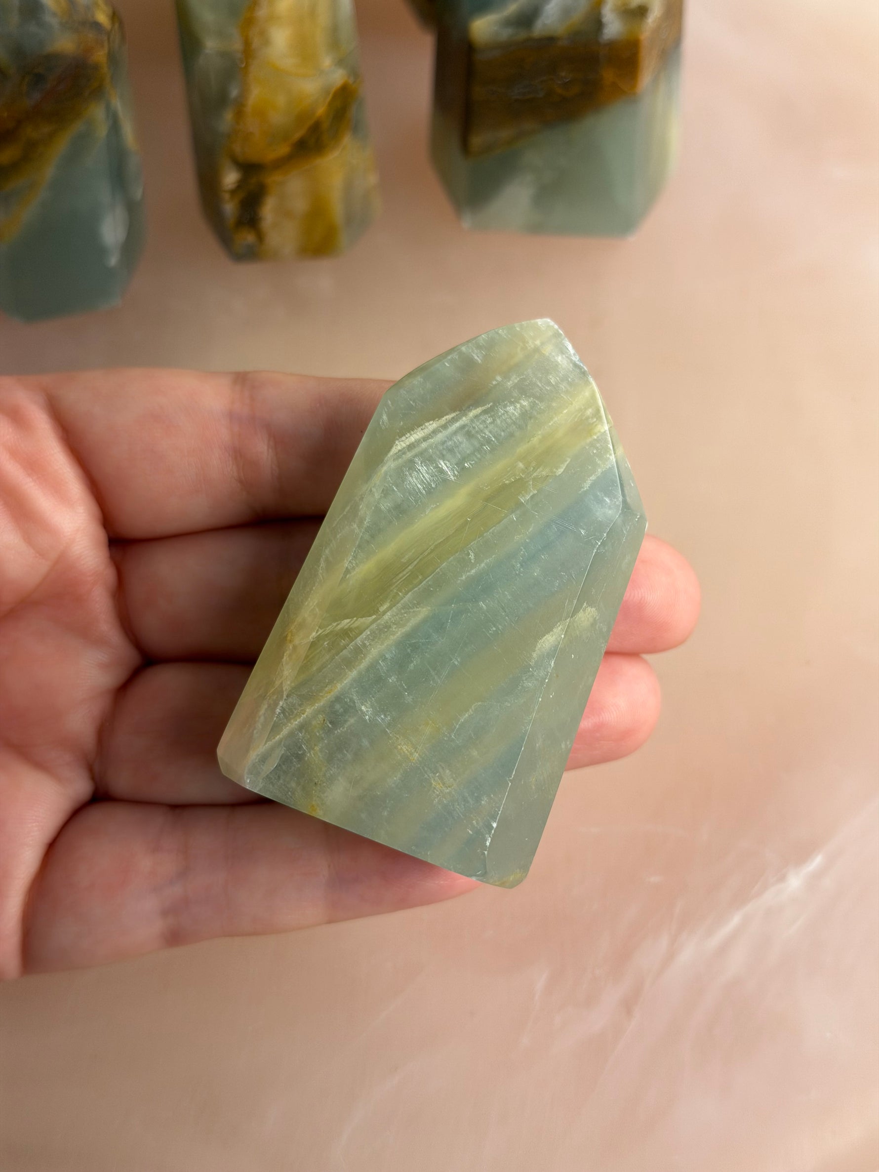 Blue/Green Onyx (Banded Calcite)