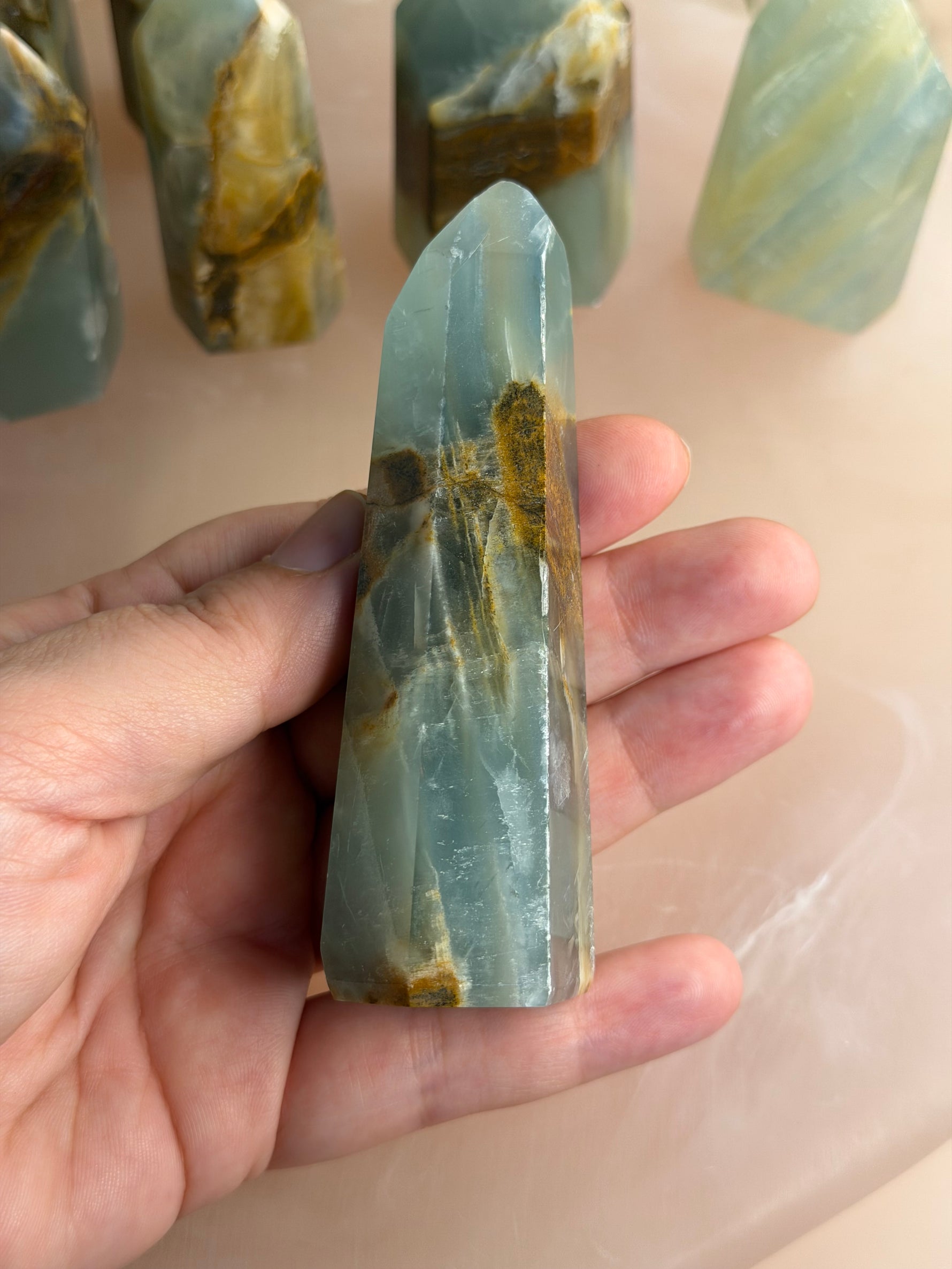 Blue/Green Onyx (Banded Calcite)