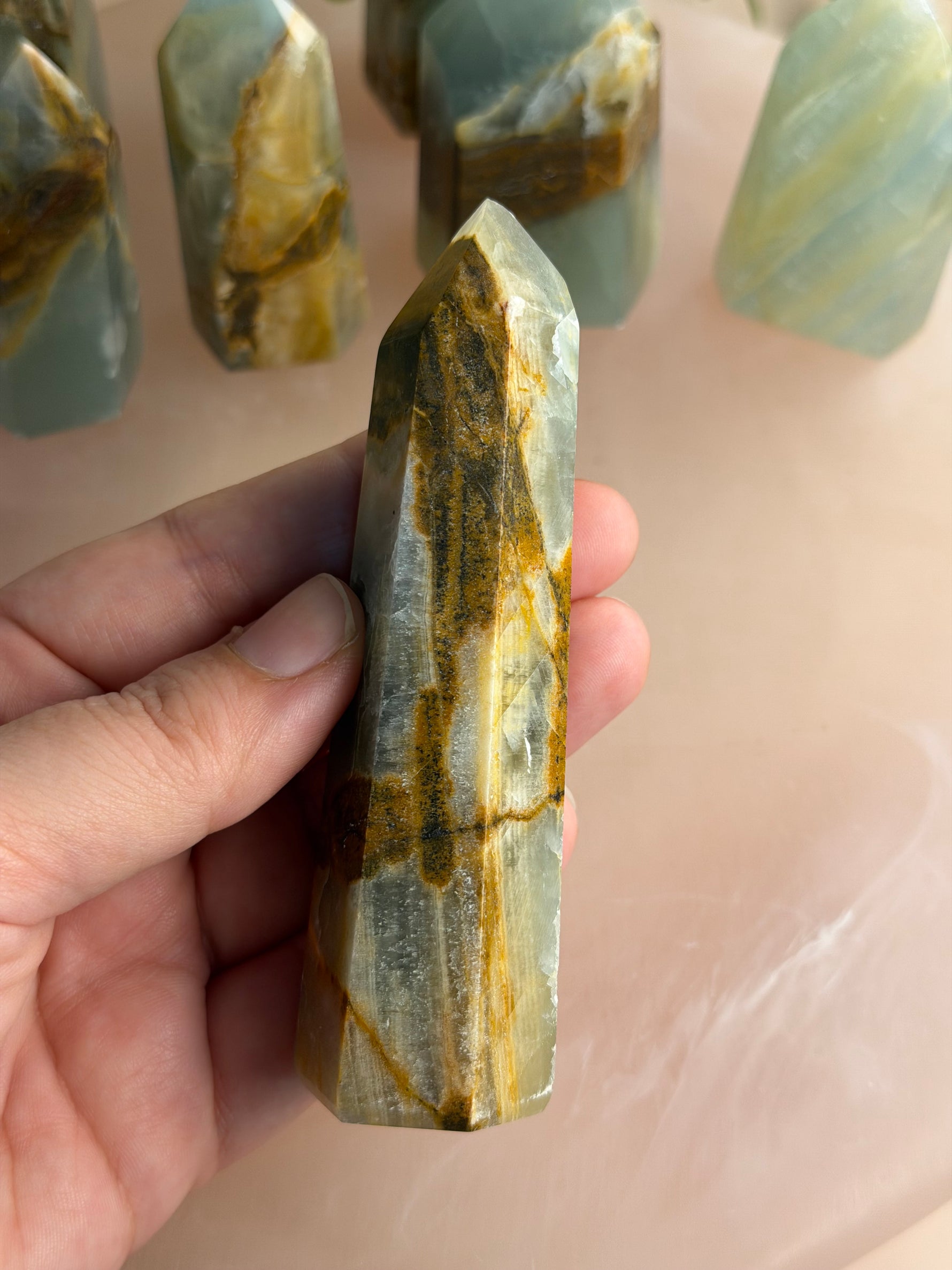 Blue/Green Onyx (Banded Calcite)