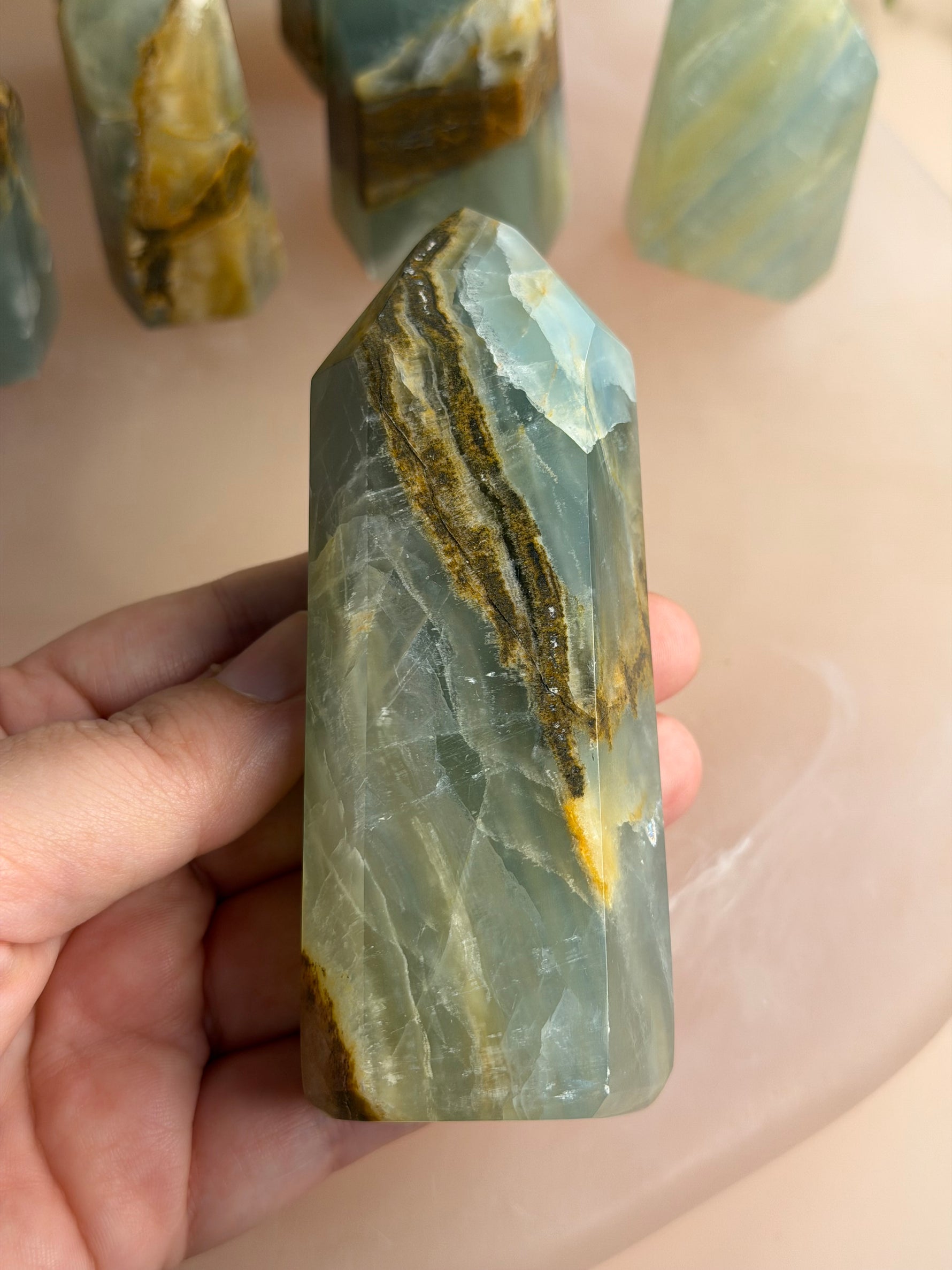 Blue/Green Onyx (Banded Calcite)