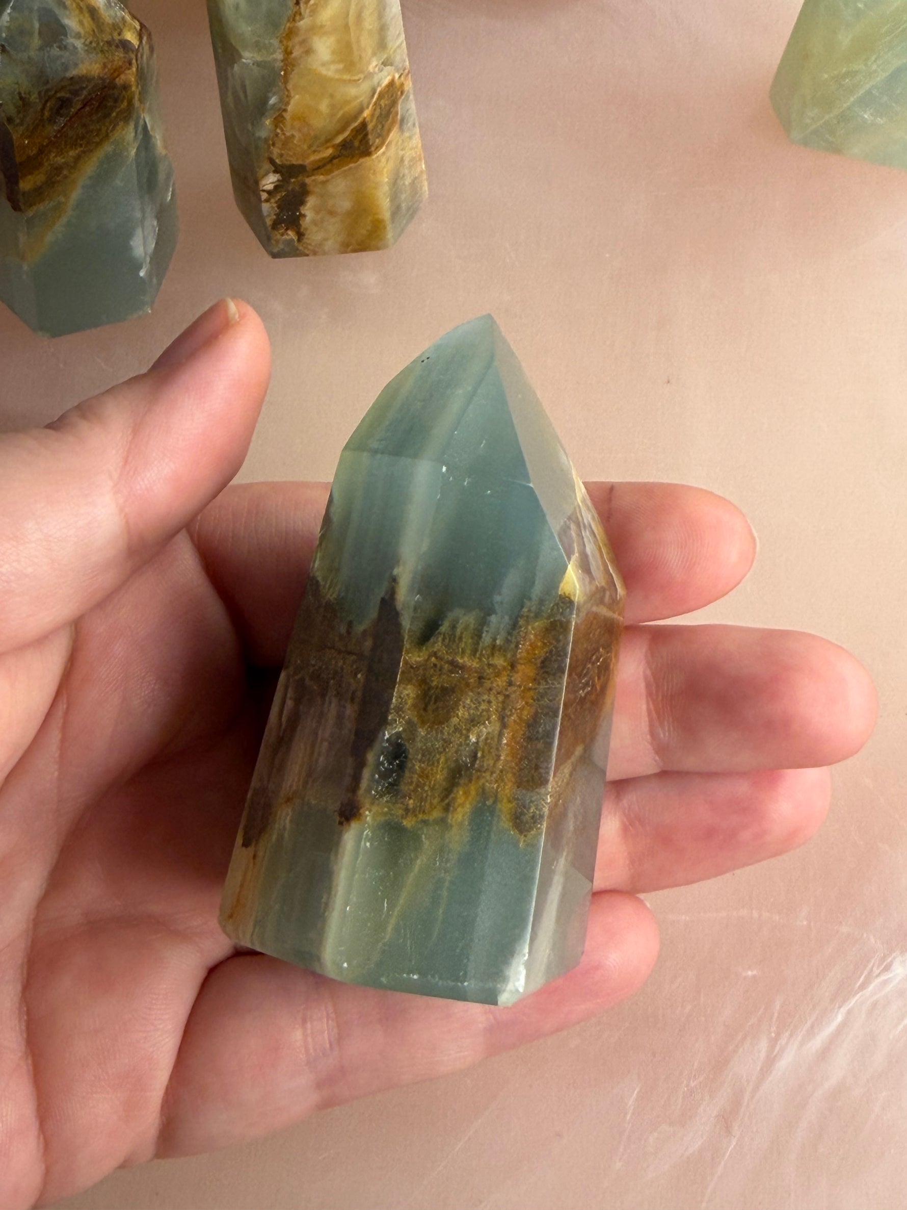 Blue/Green Onyx (Banded Calcite)