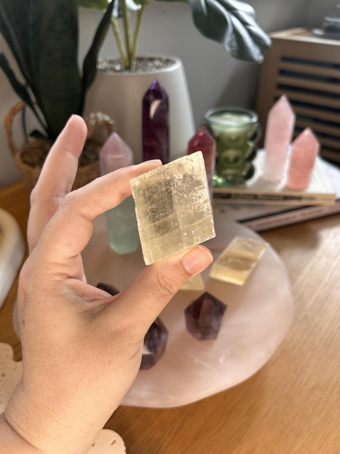 Optical Honey Calcite