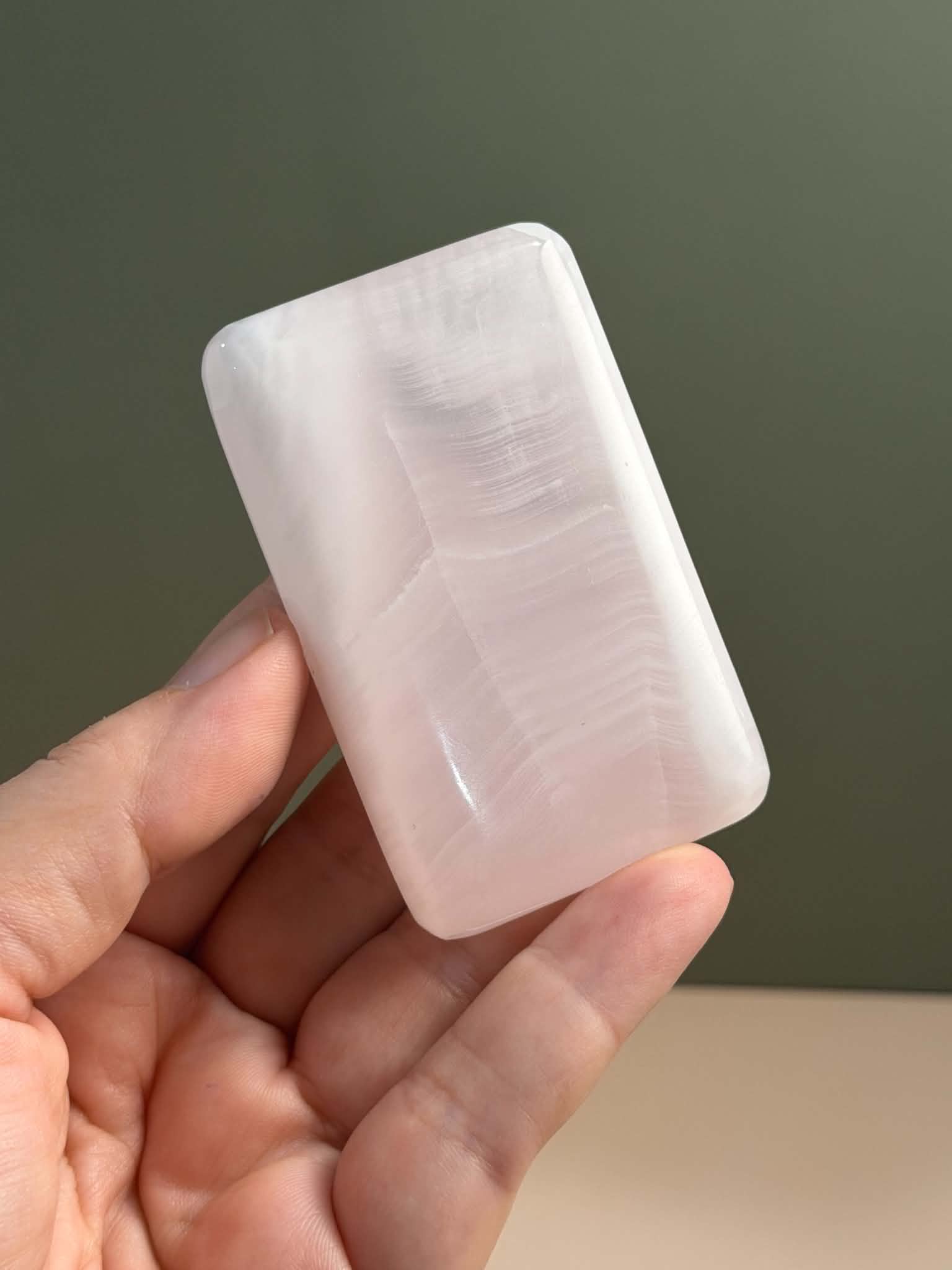 Mangano Calcite Rectangle Palm
