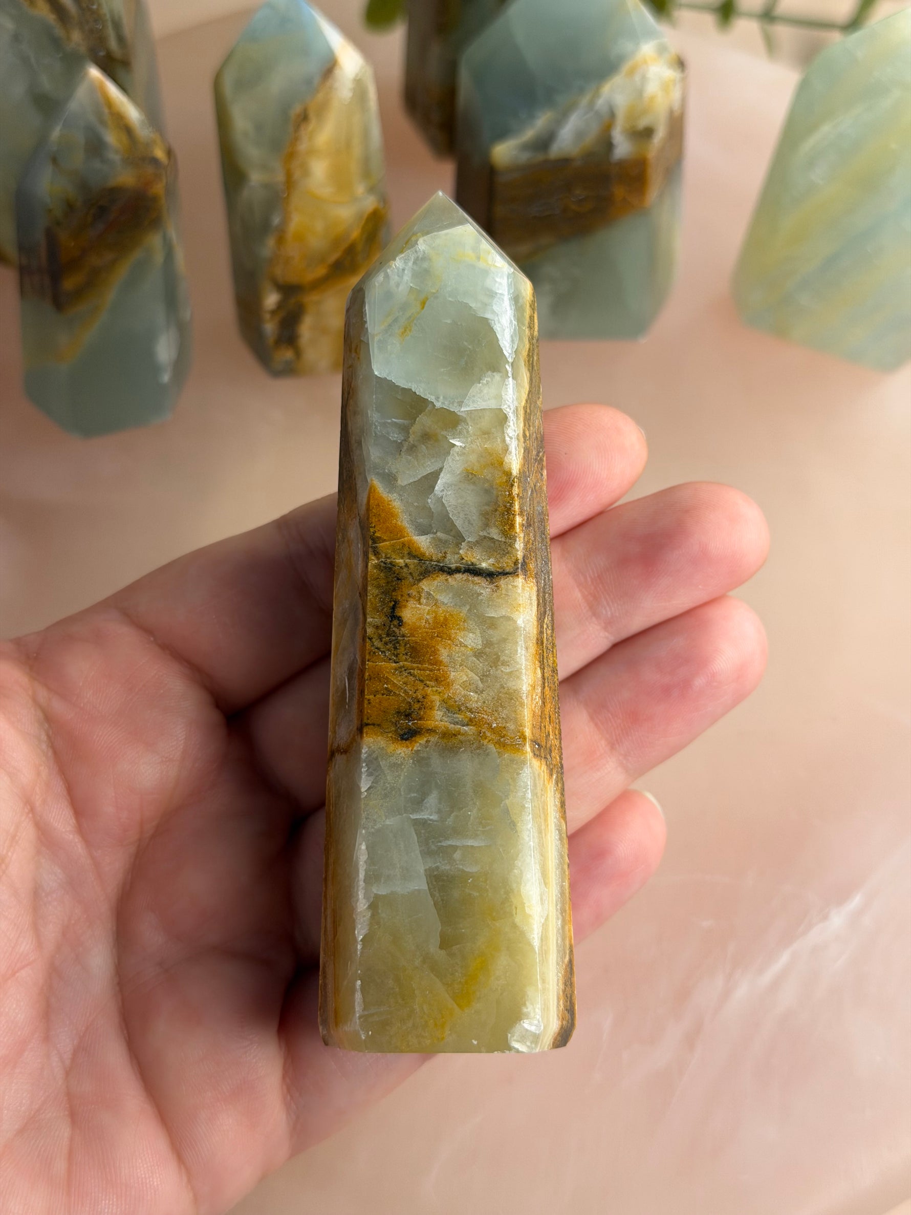 Blue/Green Onyx (Banded Calcite)