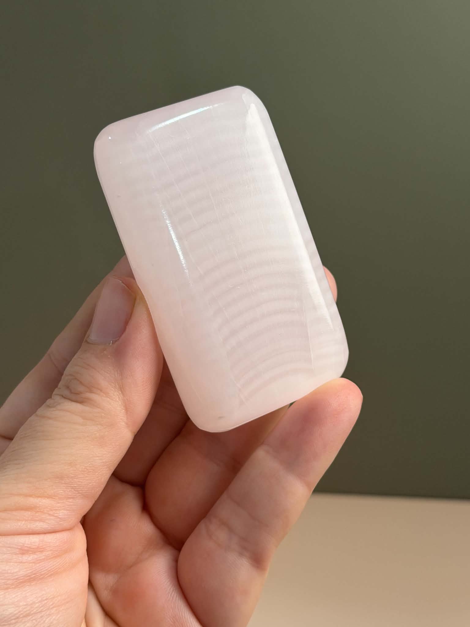 Mangano Calcite Rectangle Palm