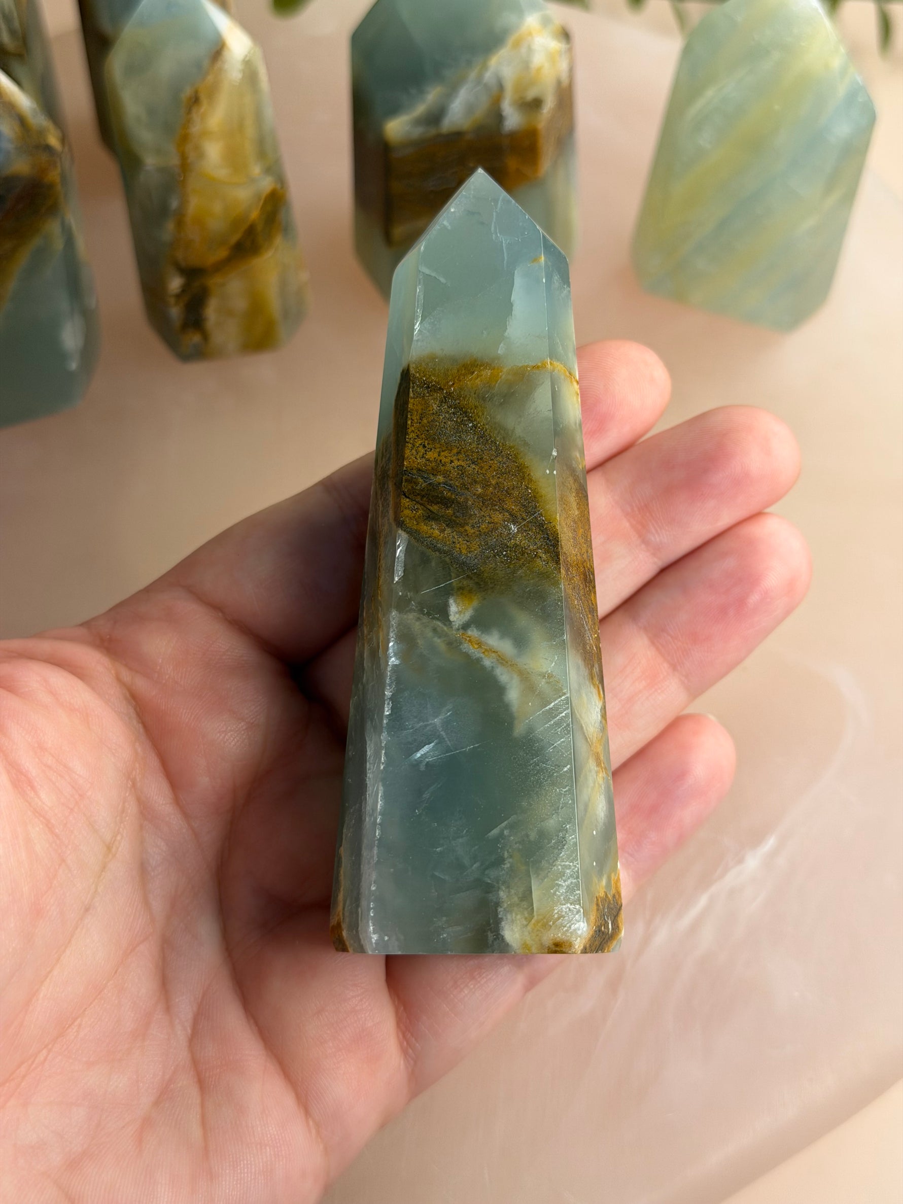 Blue/Green Onyx (Banded Calcite)