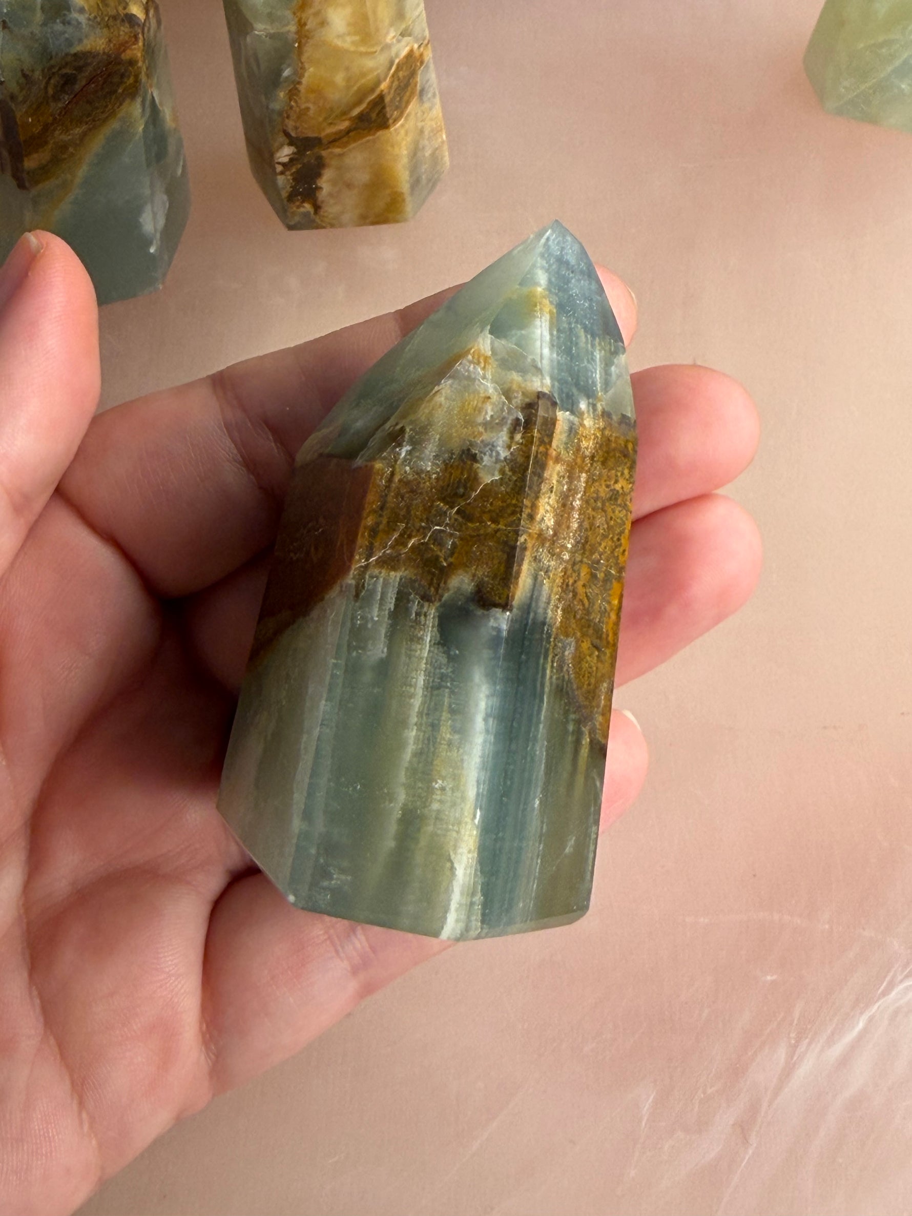 Blue/Green Onyx (Banded Calcite)