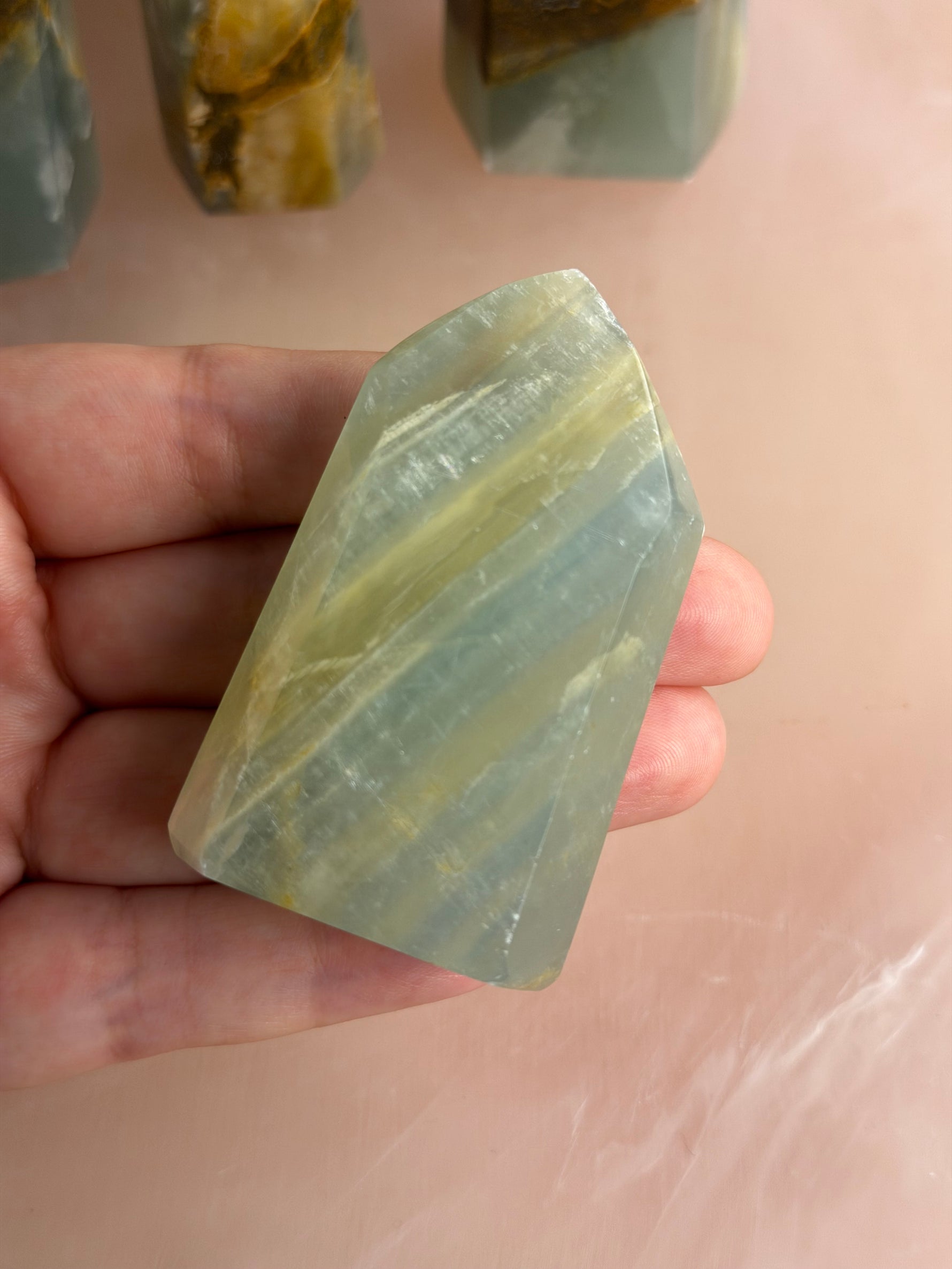 Blue/Green Onyx (Banded Calcite)