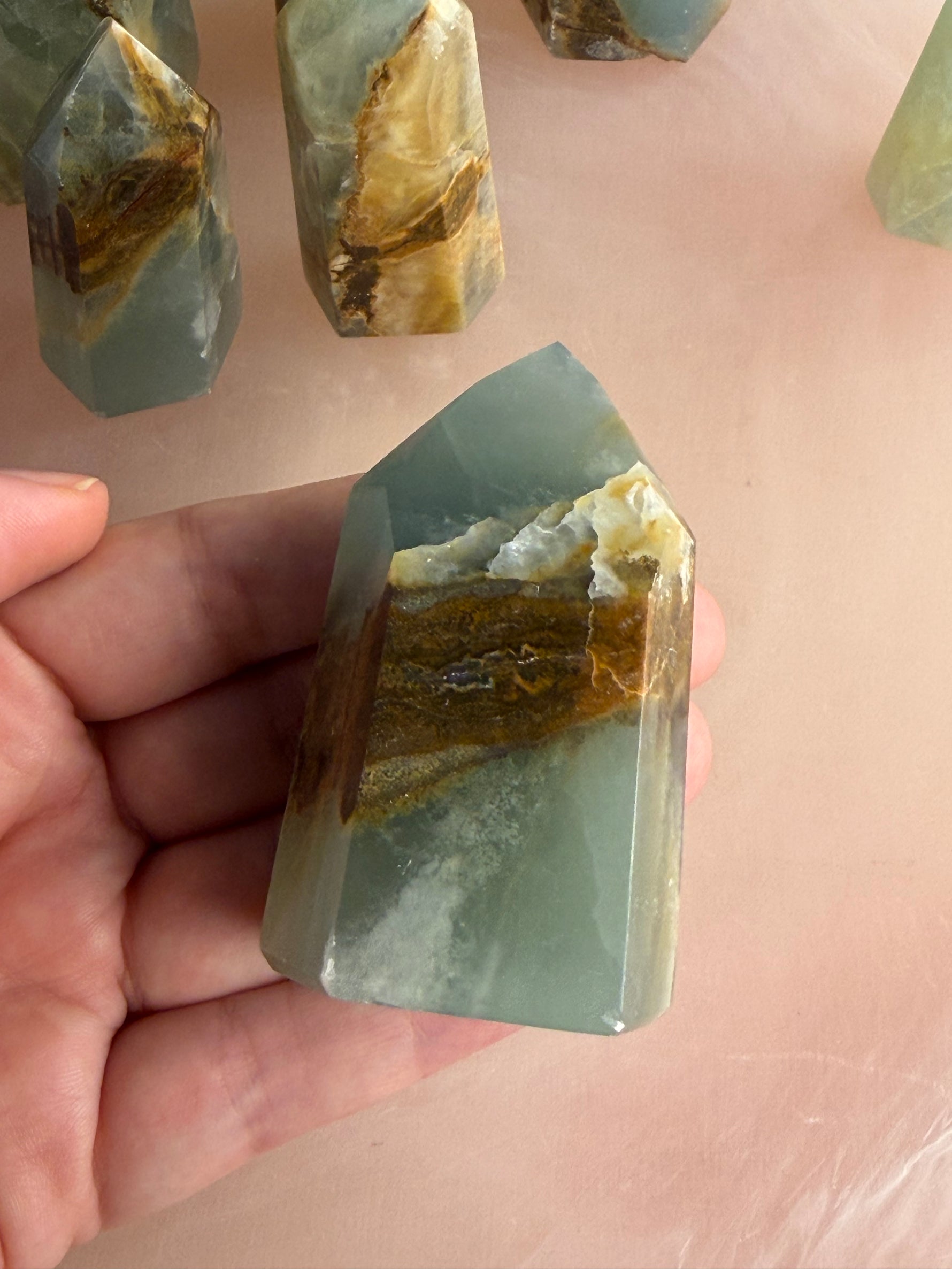 Blue/Green Onyx (Banded Calcite)