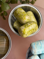 Serpentine Capsule