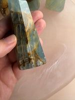 Blue/Green Onyx (Banded Calcite)