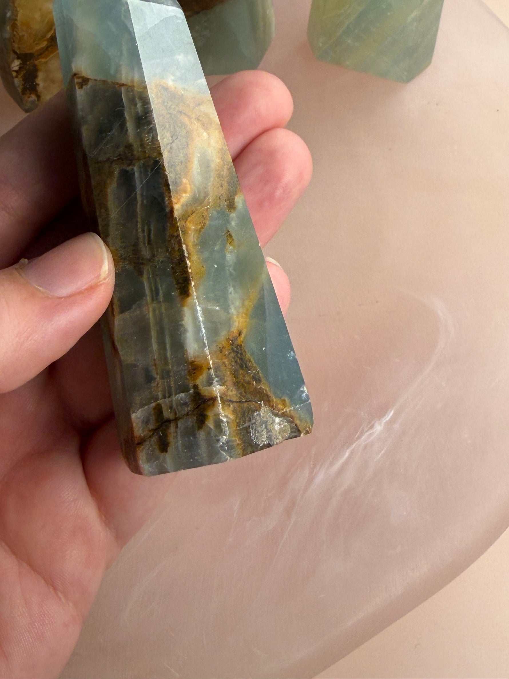 Blue/Green Onyx (Banded Calcite)