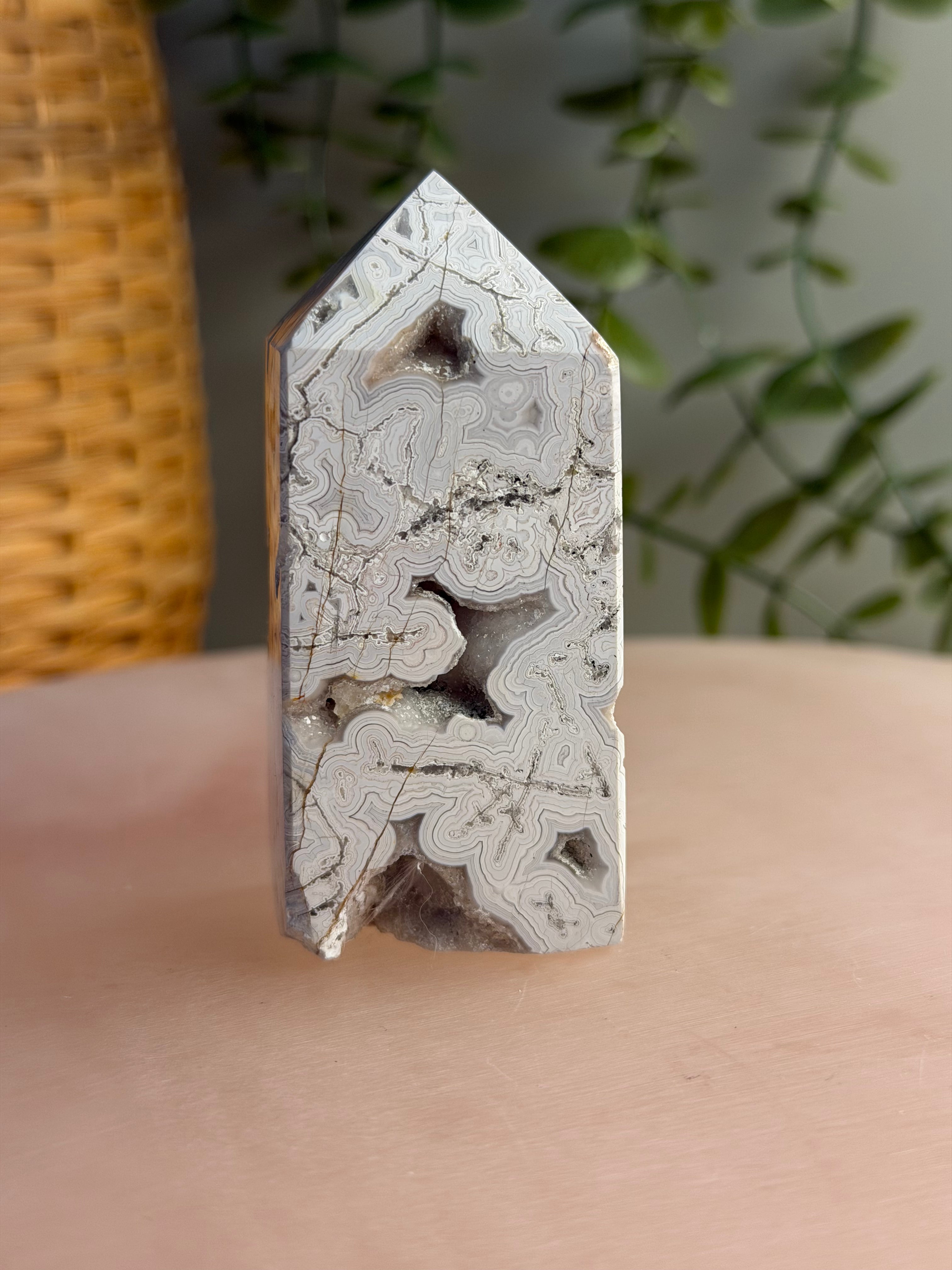 Crazy Lace Agate Tower