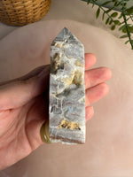 Crazy Lace Agate Tower