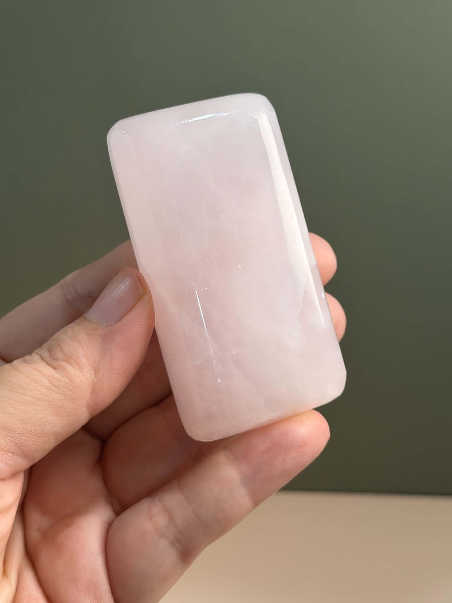 Mangano Calcite Rectangle Palm